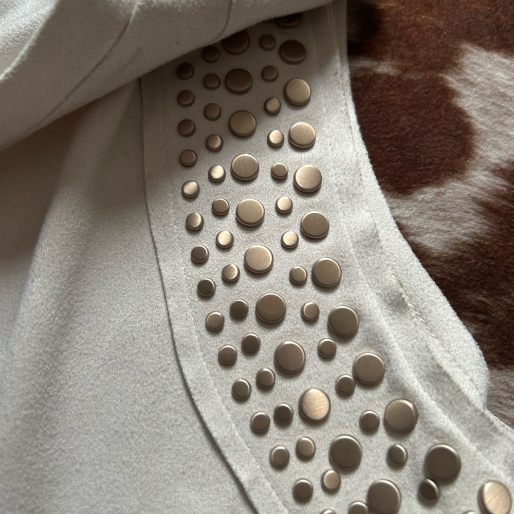 Idyllwind White Studded Fringe Tank Top size small - Picture 2 of 5